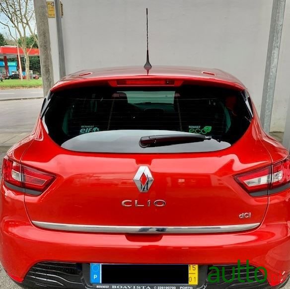 2015' Renault Clio photo #4