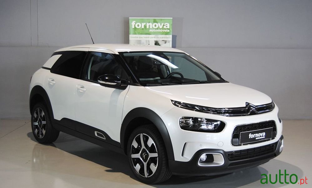 2019' Citroen C4 Cactus photo #3