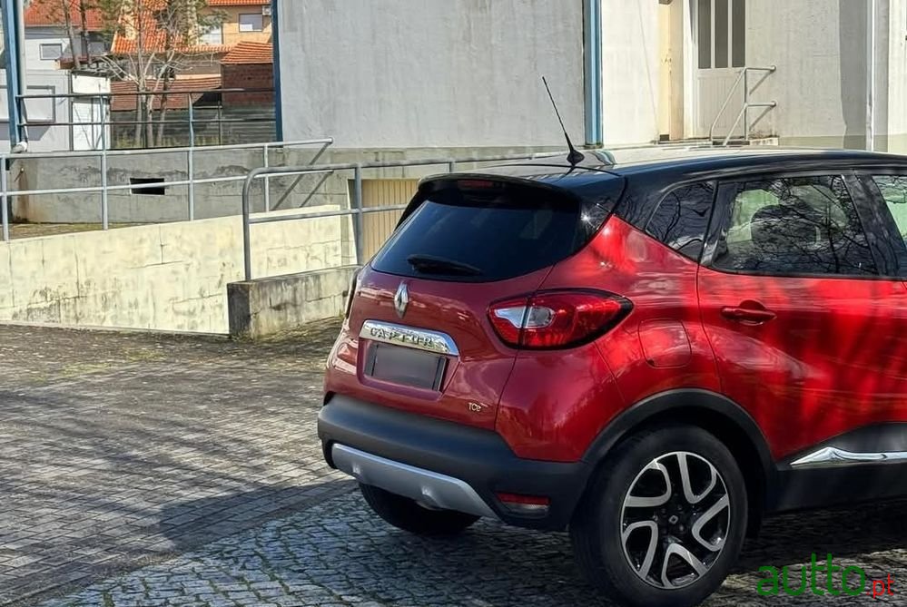 2015' Renault Captur photo #5