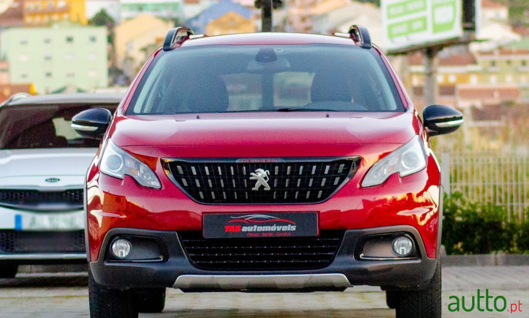 2016' Peugeot 2008 photo #2