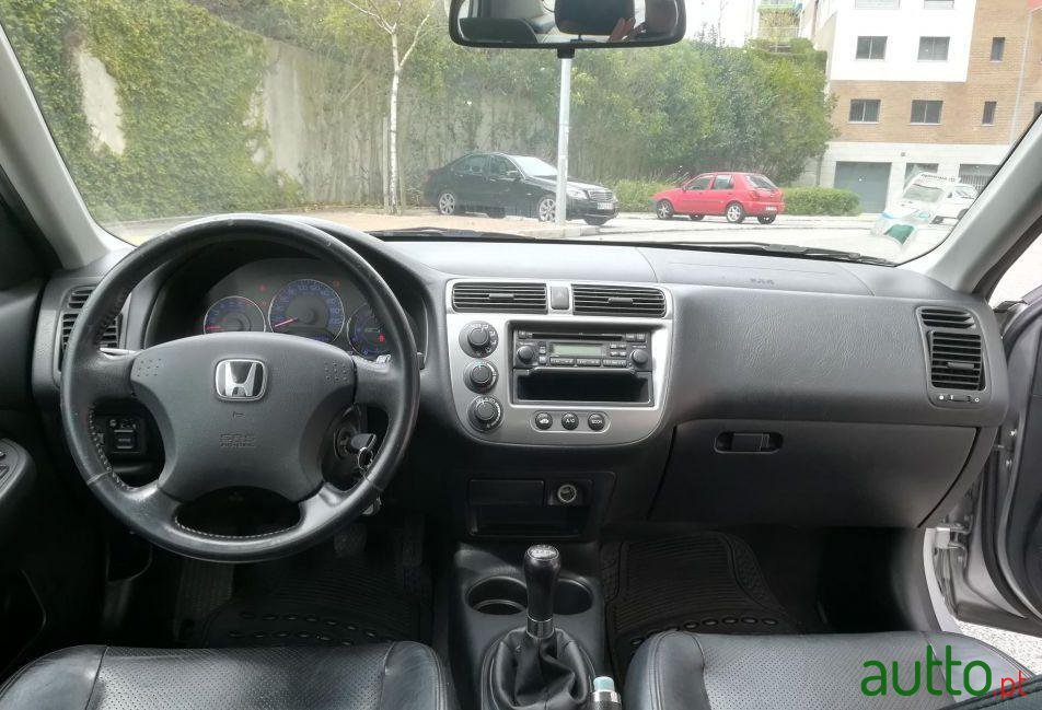 2005' Honda Civic Hybrid photo #2
