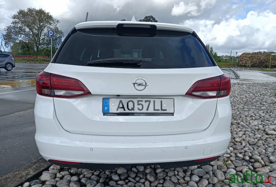 2017' Opel Astra Sports Tourer photo #6