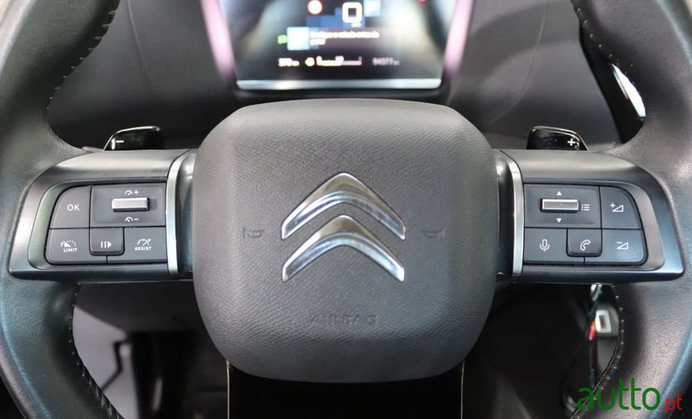 2023' Citroen C4 X photo #6