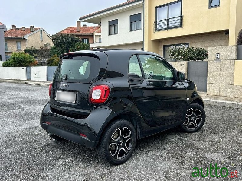 2018' Smart Fortwo 1.0 Passion 71 photo #4