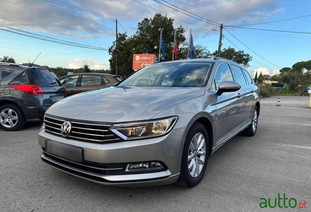 2016' Volkswagen Passat Variant photo #1