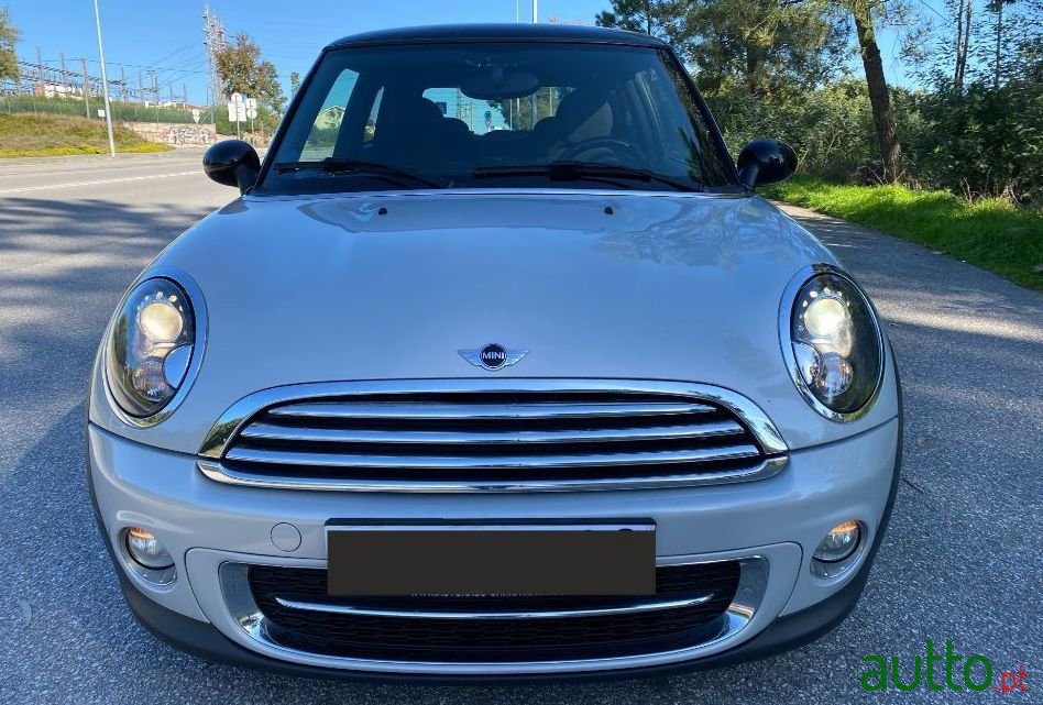 2012' MINI Cooper photo #3