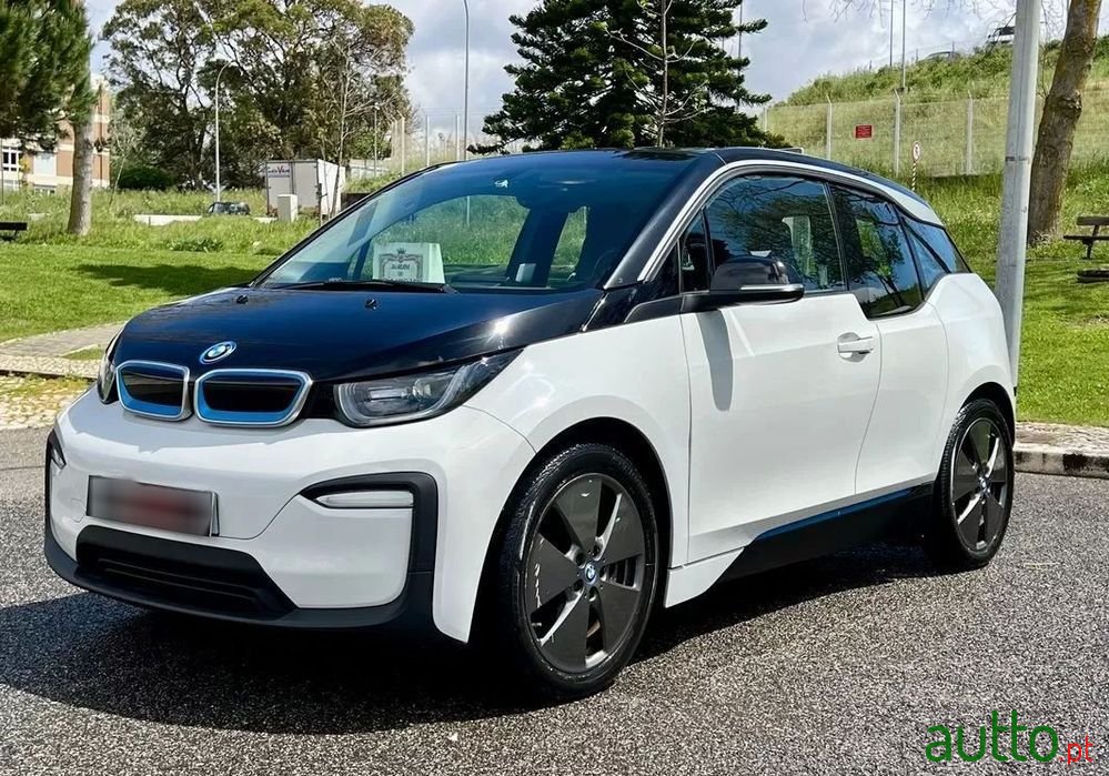 2020' BMW Série I 120Ah photo #3