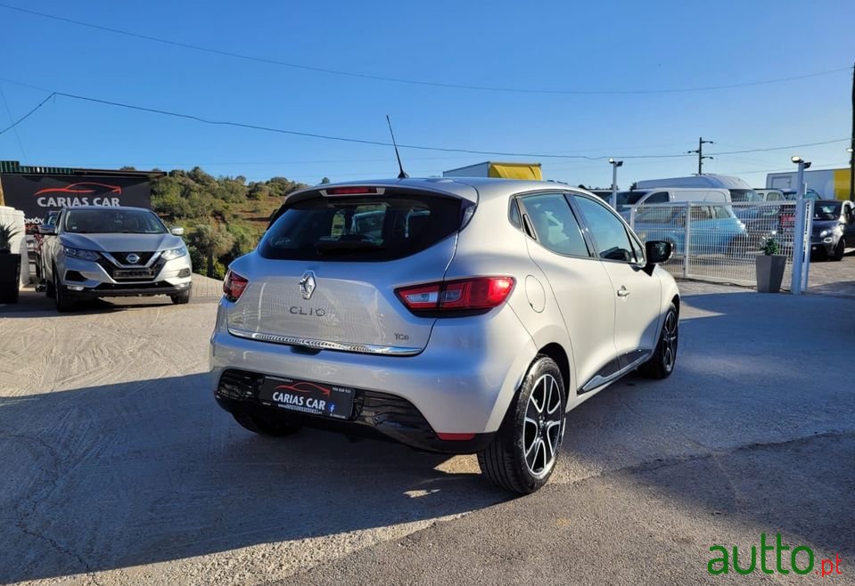 2015' Renault Clio photo #5