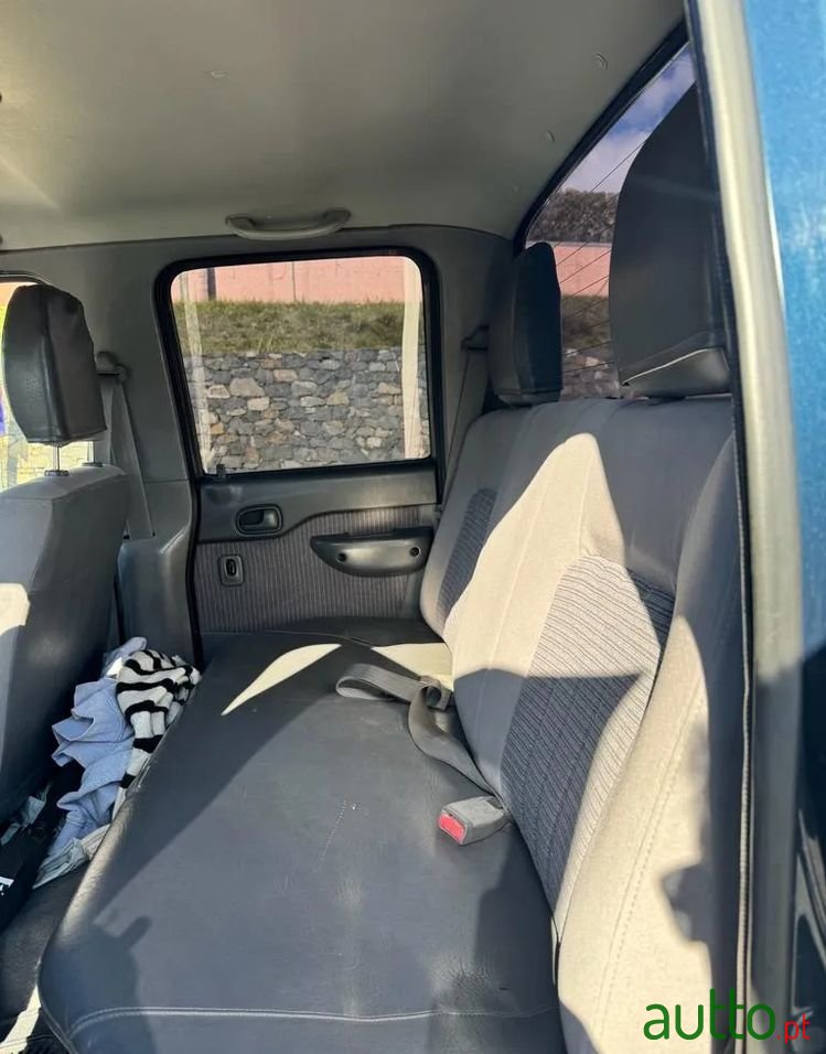 2002' Mazda B 2500 photo #6