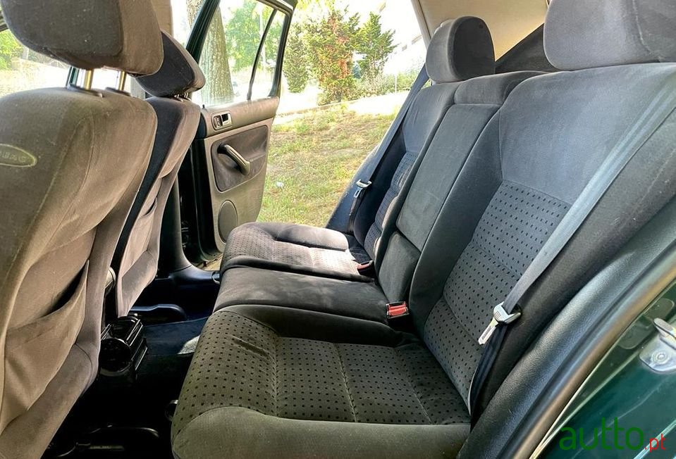 1998' Volkswagen Golf photo #6