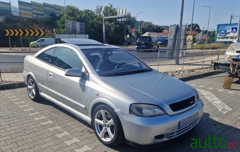 2001' Opel Astra 1.8 16V photo #4