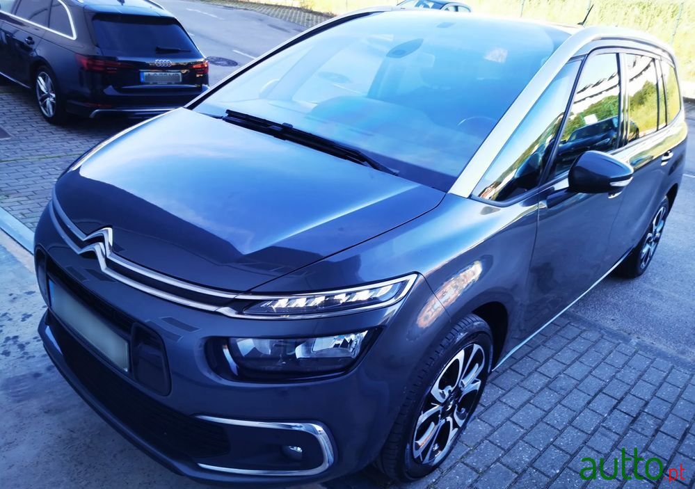 2018' Citroen C4 Grand Picasso photo #1