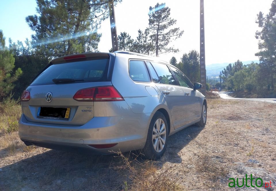 2015' Volkswagen Golf Variant photo #5