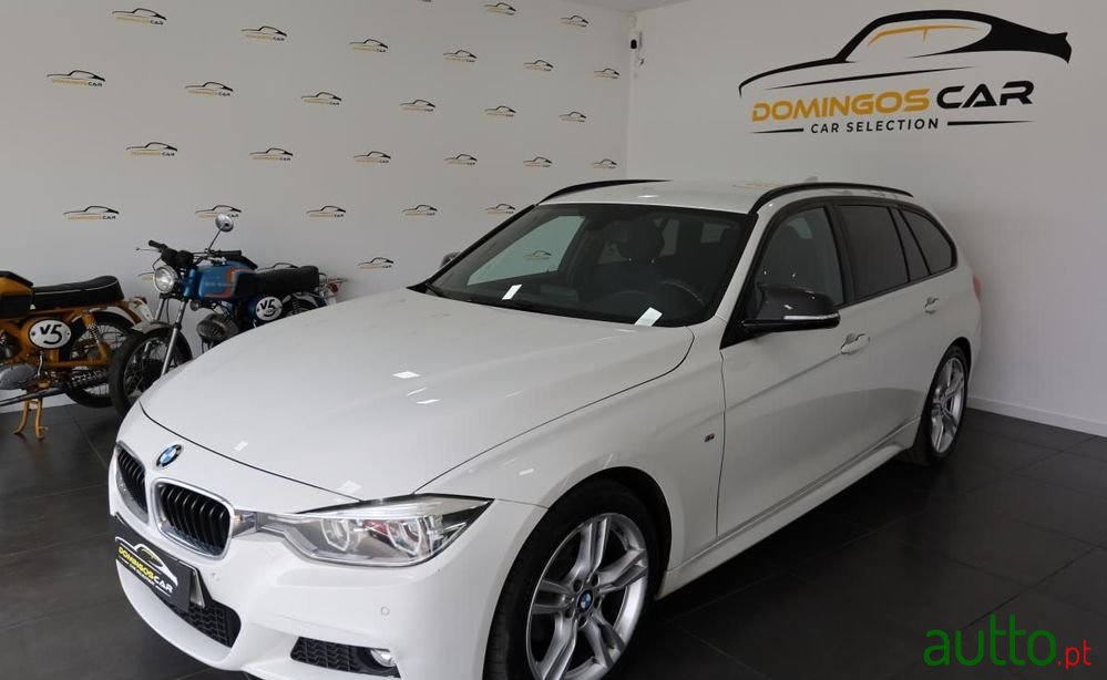 2017' BMW Série 3 D Pack M photo #2