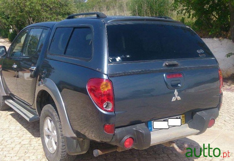 2008' Mitsubishi L200 photo #1