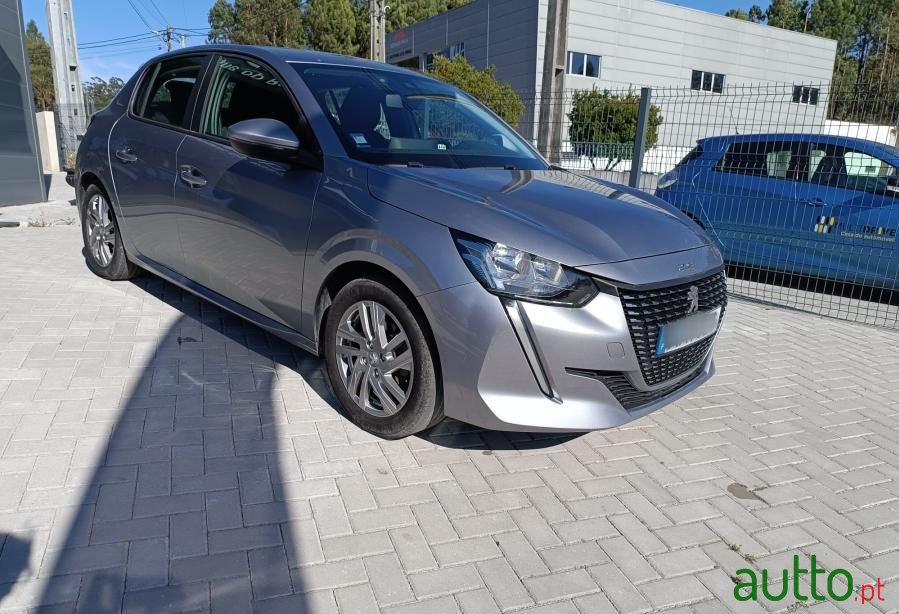 2020' Peugeot 208 photo #5