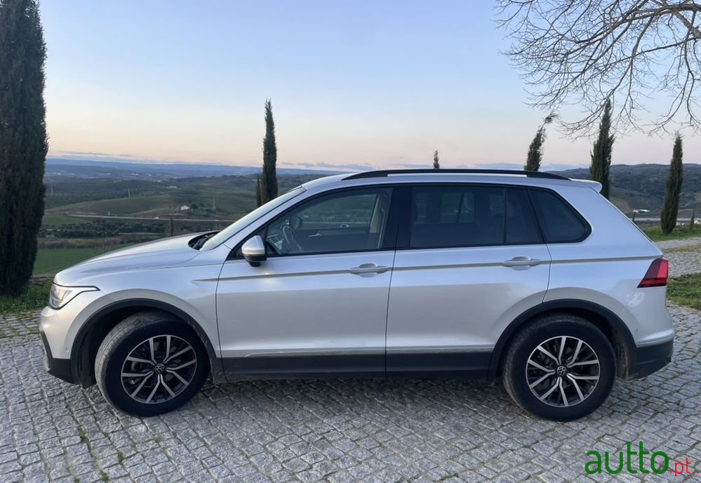 2022' Volkswagen Tiguan 1.5 Tsi Life photo #5