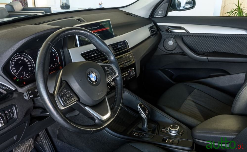 2020' BMW X1 photo #5