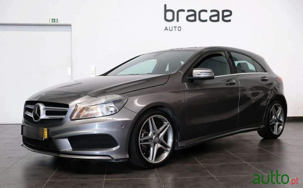 2014' Mercedes-Benz Classe A photo #1