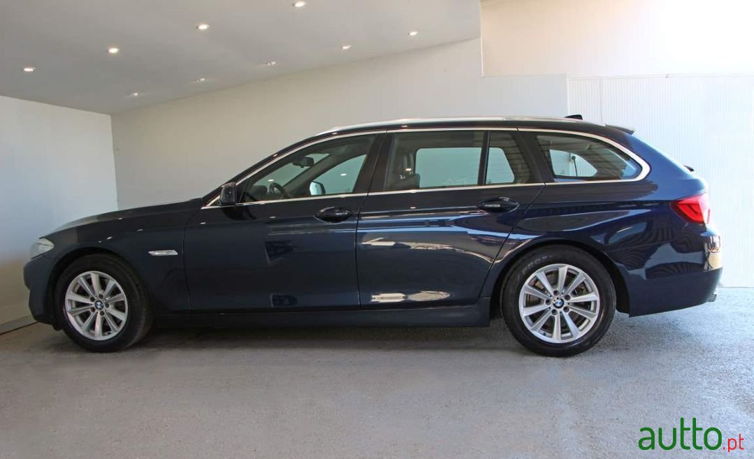 2010' BMW 523 photo #4