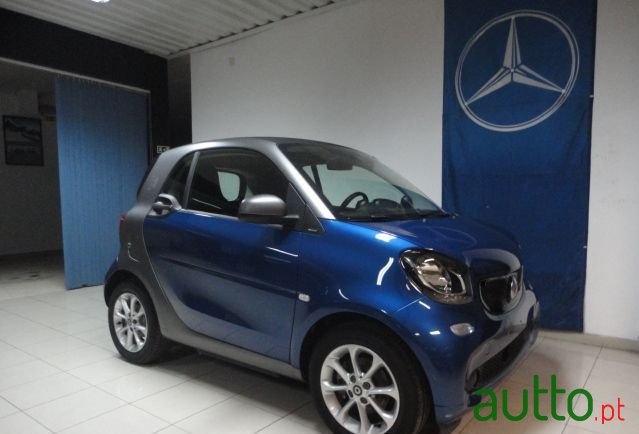 2017' Smart Fortwo photo #1