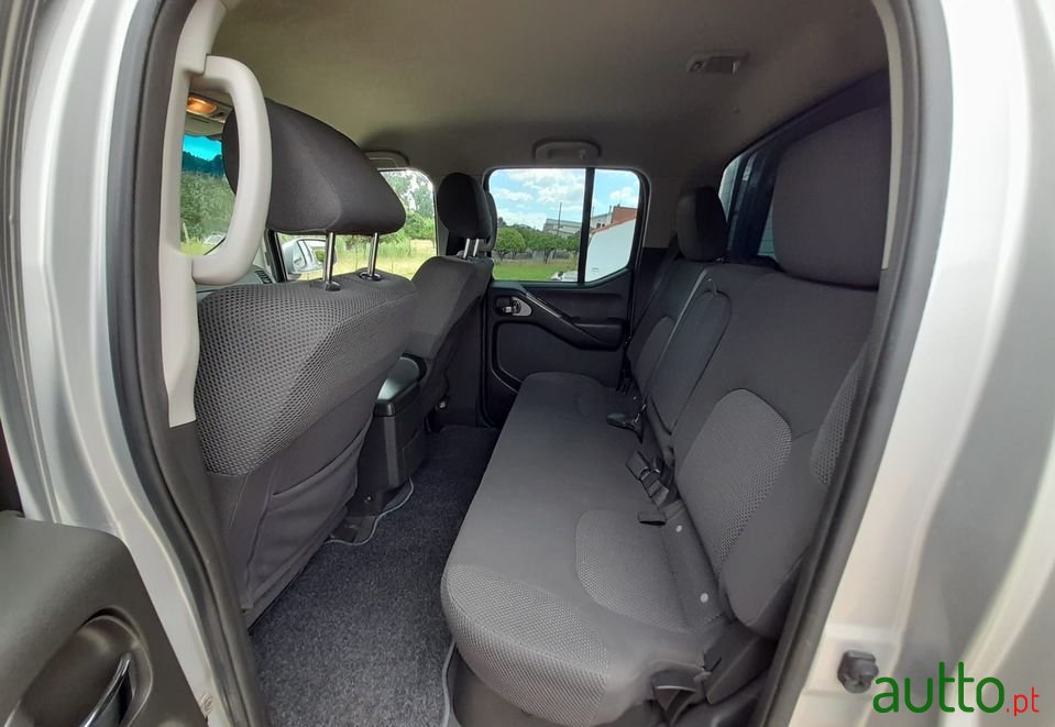 2007' Nissan Navara photo #5
