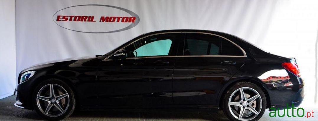 2015' Mercedes-Benz C-300 photo #2