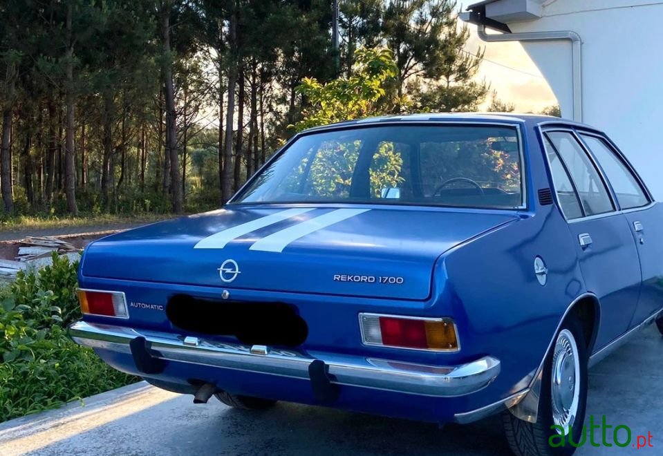 1974' Opel Rekord photo #3