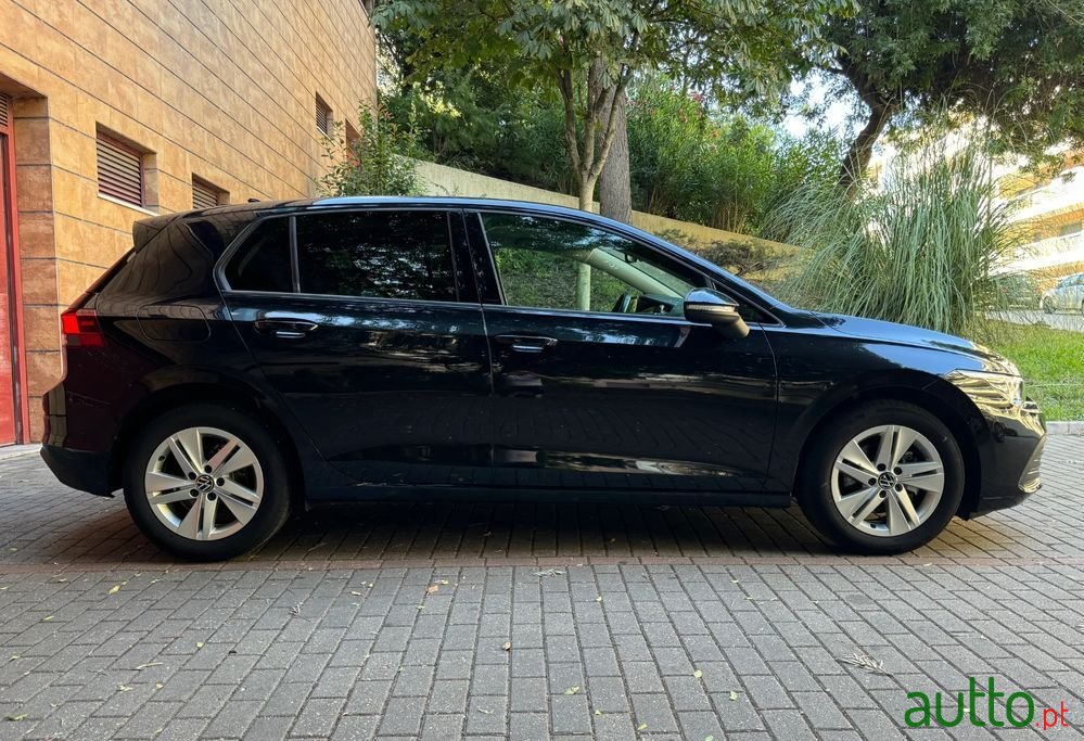 2022' Volkswagen Golf 1.0 Tsi photo #5