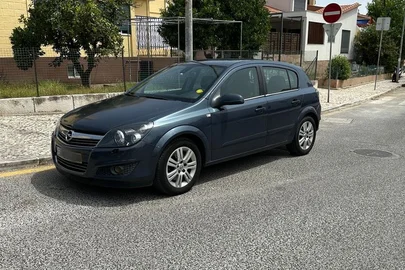 2007' Opel Astra 1.7 Cdti Cosmo