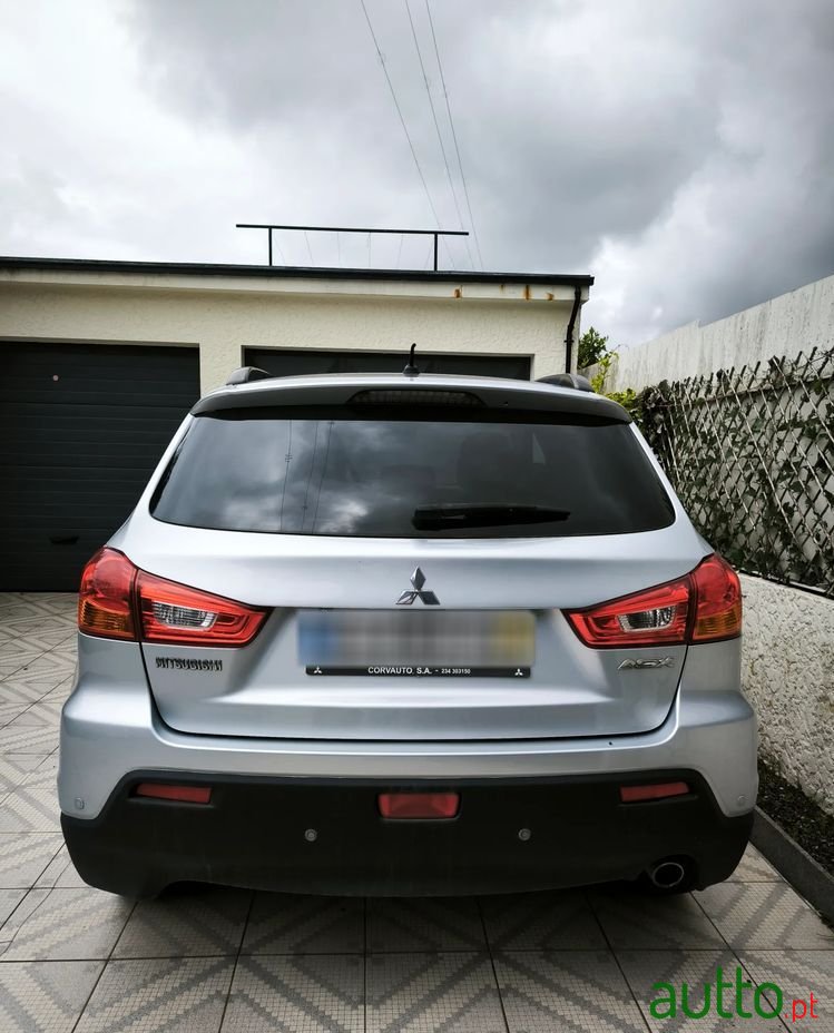 2011' Mitsubishi ASX 1.8 Di-D Instyle Navi photo #5