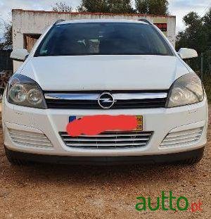 2006' Opel Astra Caravan photo #3