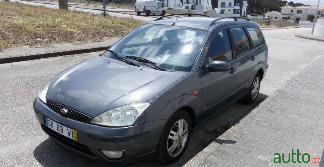 2003' Ford Focus Sw photo #1