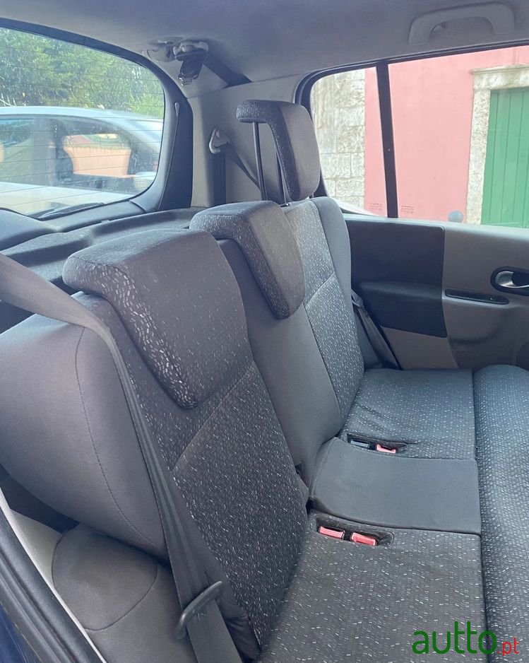 2005' Renault Modus photo #5