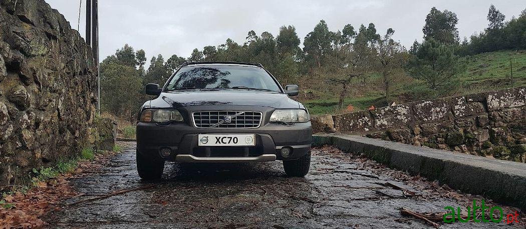 2004' Volvo Xc-70 photo #2