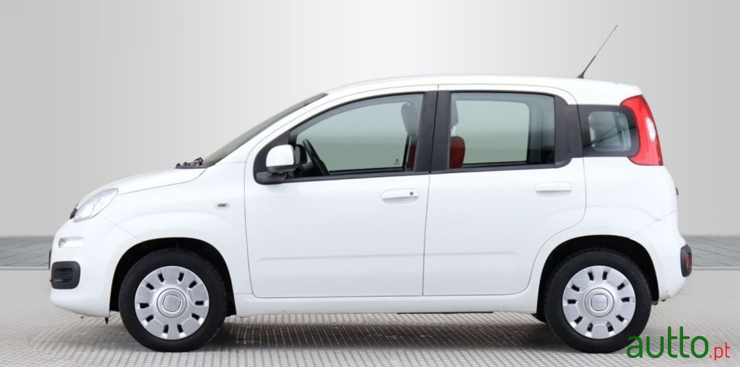 2018' Fiat Panda photo #2