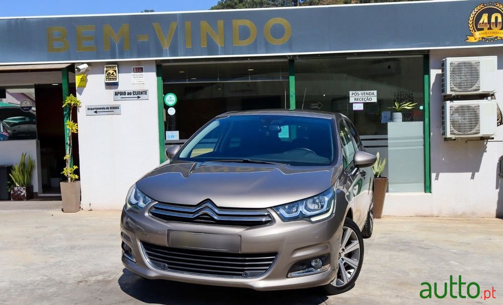 2017' Citroen C4 photo #1