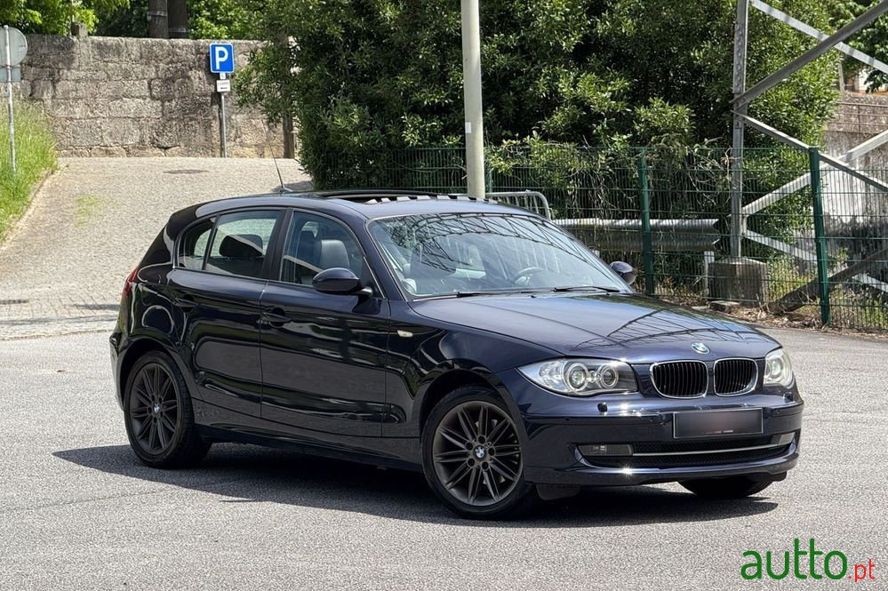 2008' BMW Série 1 D Sport photo #1