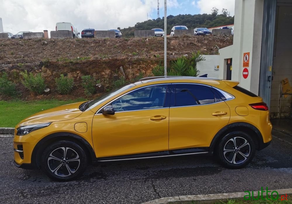 2020' Kia XCeed photo #4