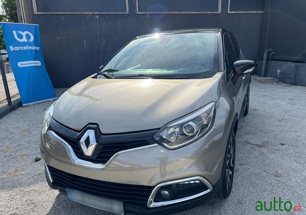 2015' Renault Captur photo #2