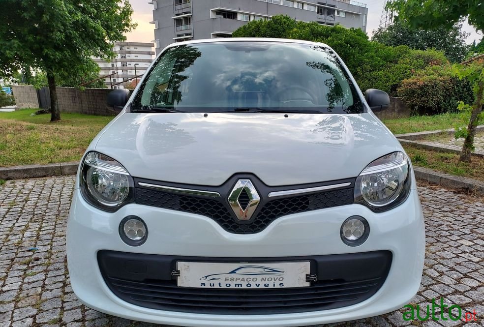 2015' Renault Twingo photo #2