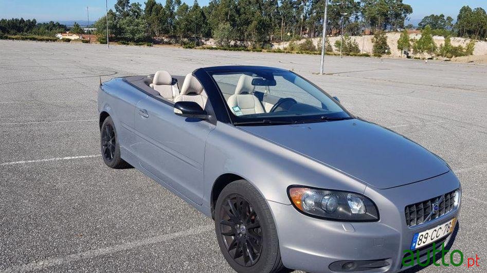 2006' Volvo C70 D5 photo #2