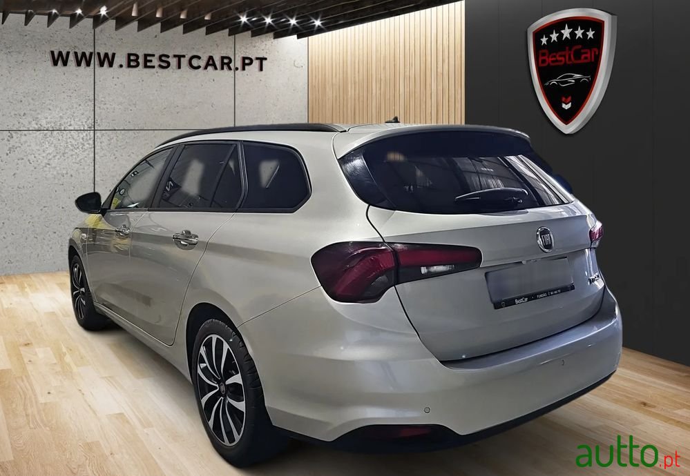 2020' Fiat Tipo Sedan photo #4