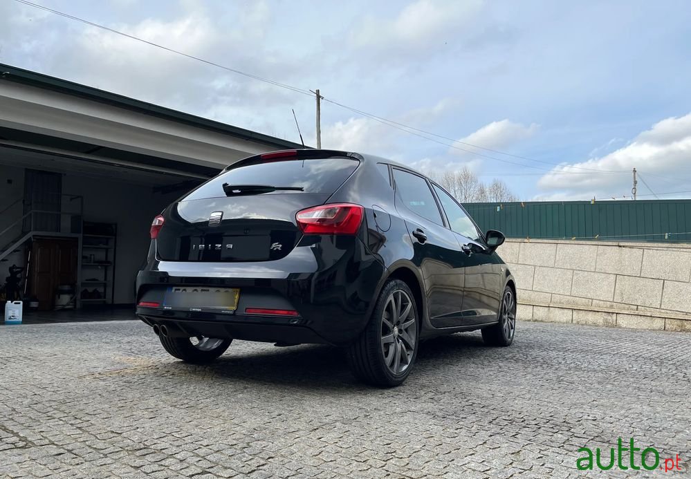 2013' SEAT Ibiza photo #5