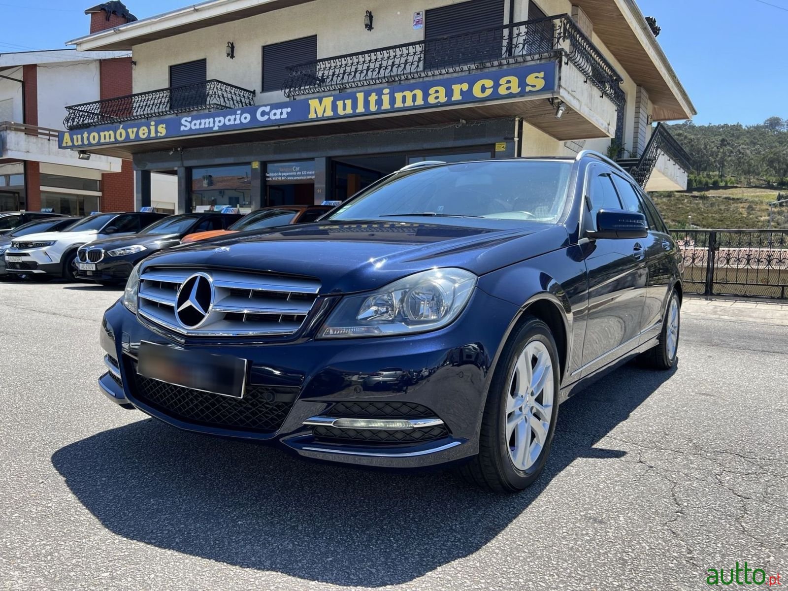 2013' Mercedes-Benz C-220 photo #6