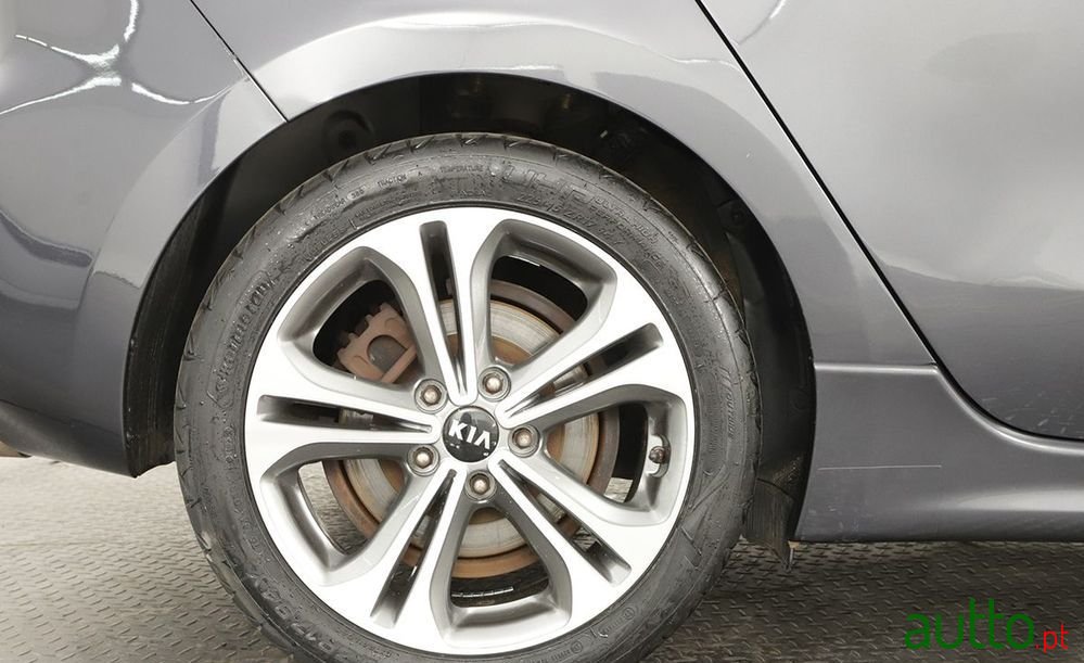 2016' Kia Ceed 1.6 Crdi Gt Line photo #5