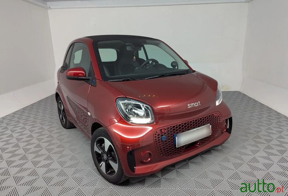2021' Smart Fortwo Prime photo #2