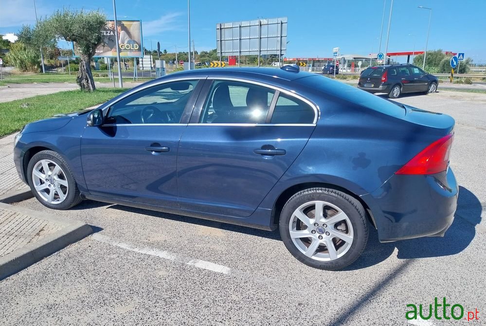 2015' Volvo S60 1.6 D2 Summum Eco photo #5