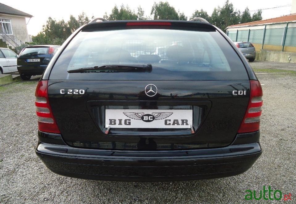 2001' Mercedes-Benz C-220 photo #2