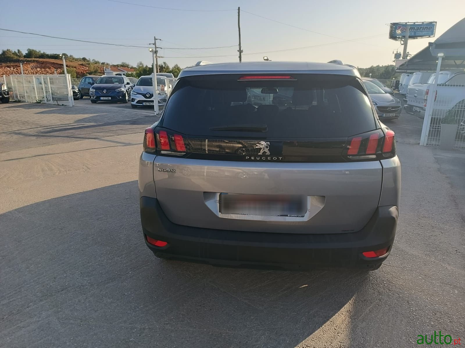 2019' Peugeot 5008 photo #4